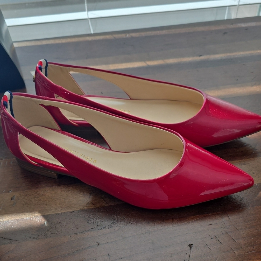 Red Women's Flats